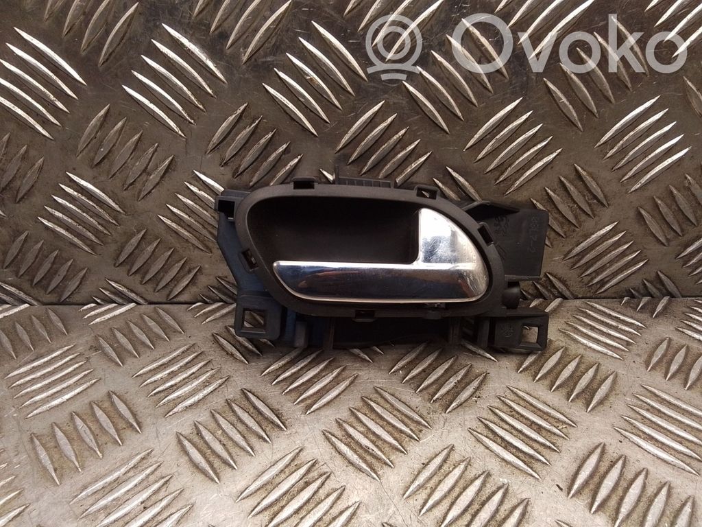Peugeot 308 Manecilla interna puerta delantera 