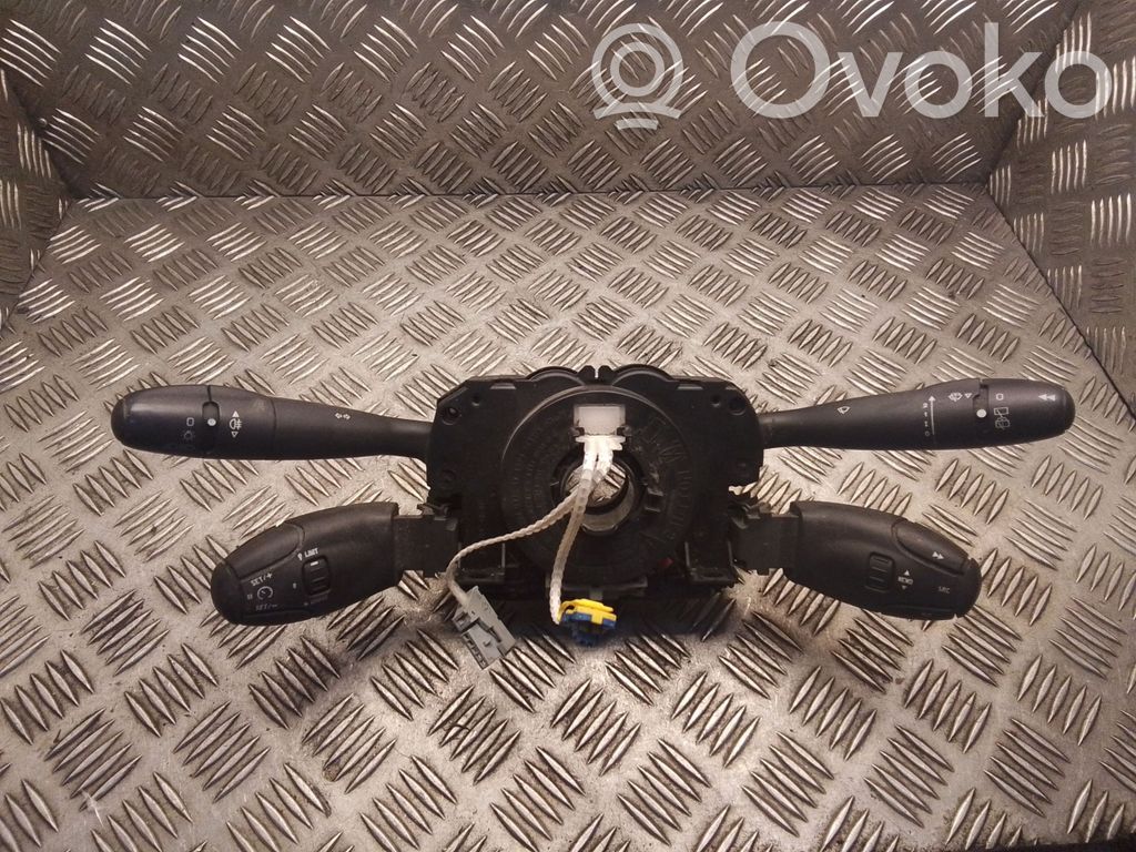 Citroen Berlingo Wiper turn signal indicator stalk/switch 