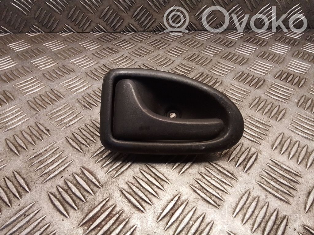 Opel Vivaro Manecilla interna puerta delantera 