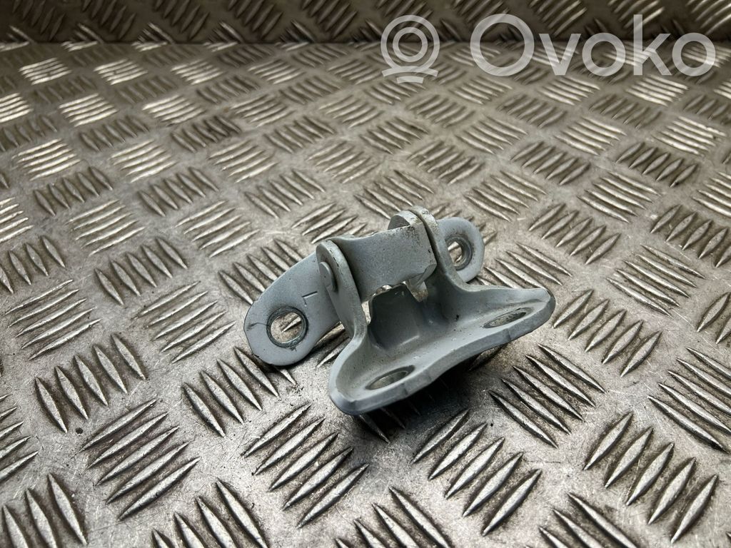 Toyota Auris E180 Priekšpusē augšējā vira (eņģe) 