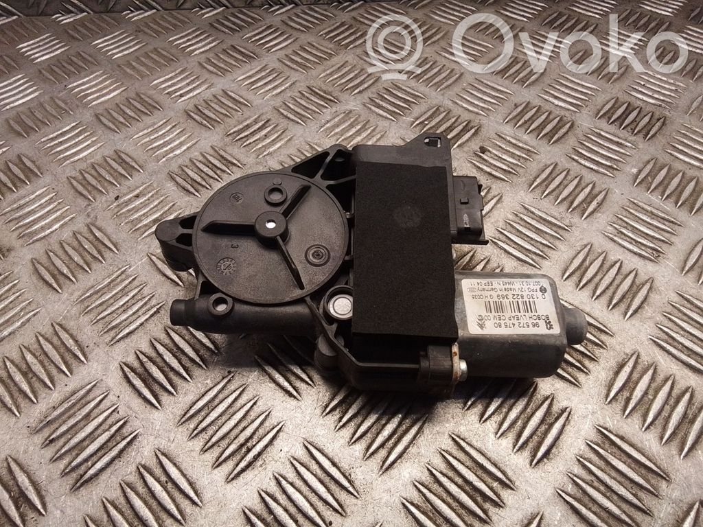 Silnik regulatora szyby drzwi przednich   9657247580,0130822369,60071031