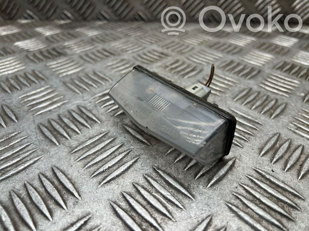 Toyota Prius+ (ZVW40) Numerio apšvietimas 