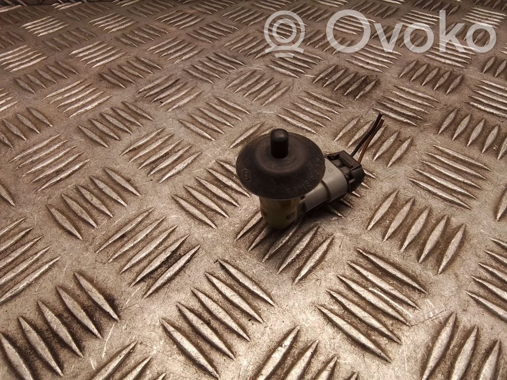 Opel Vivaro Sensor de la puerta delantera 