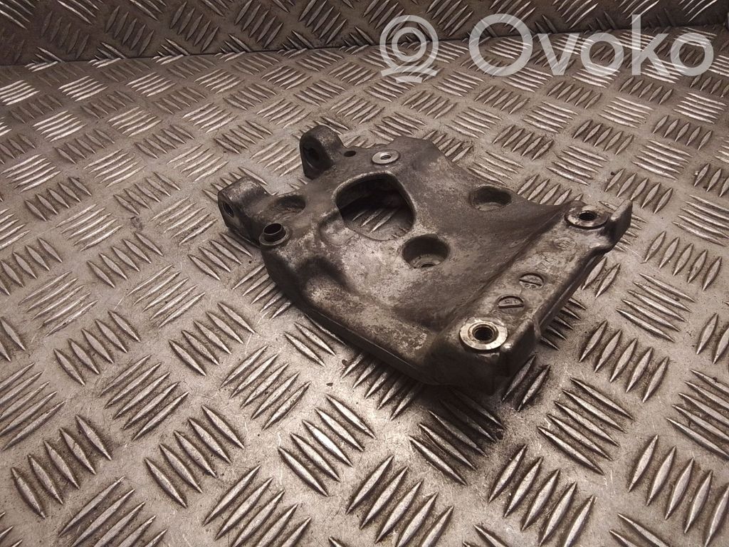 Citroen Berlingo A/C compressor mount bracket 