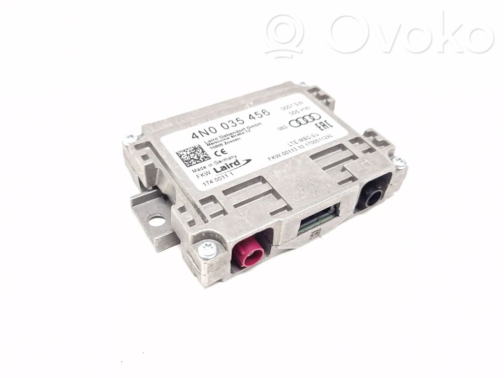 Audi A4 S4 B9 Antenos stiprintuvas 