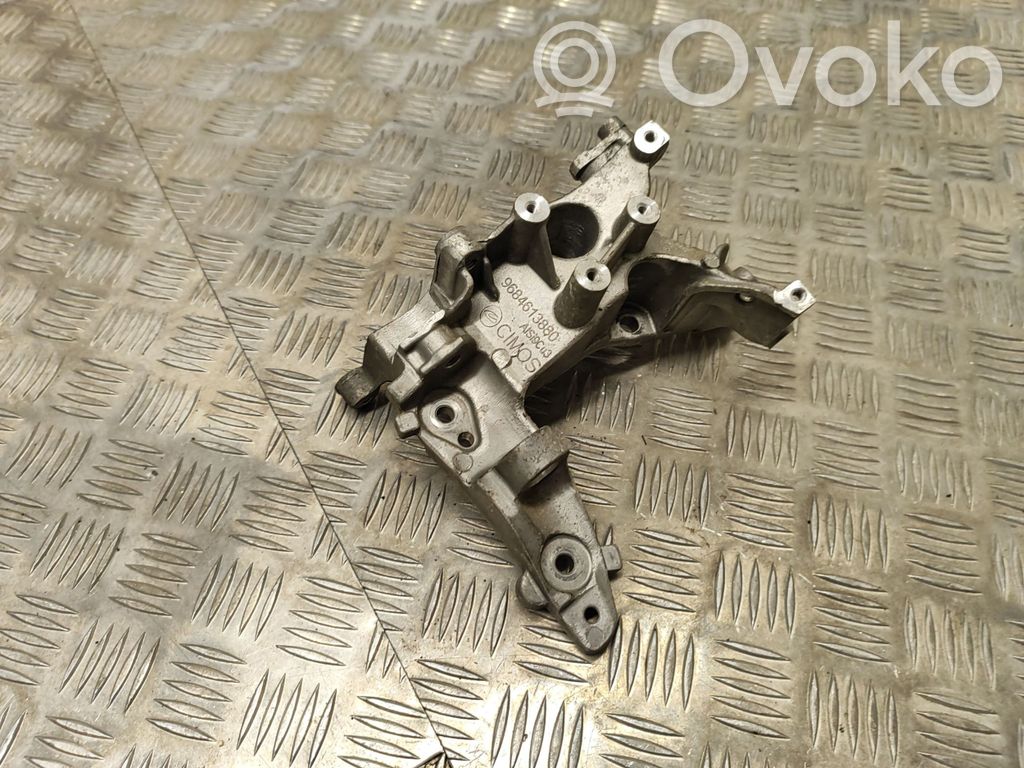 Citroen C4 Aircross Engine mounting bracket 