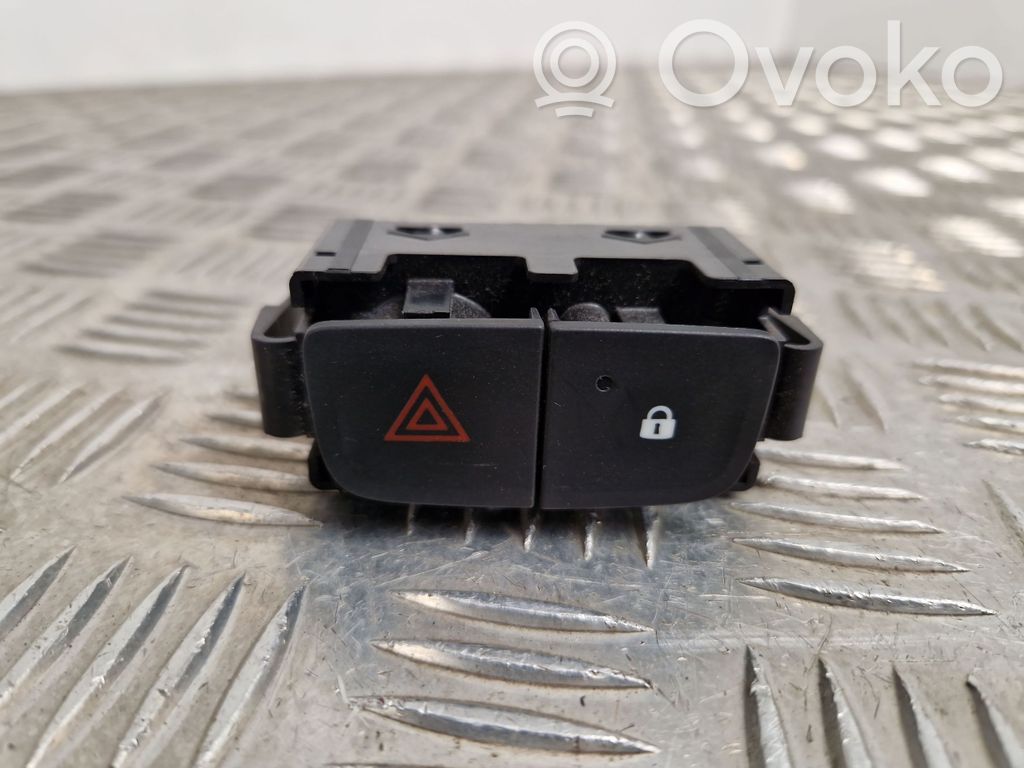 Fiat Talento Hazard light switch 