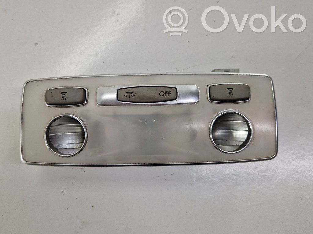 Renault Laguna III Rear seat light 