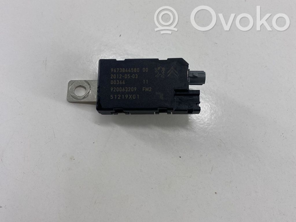Citroen DS5 Antenos stiprintuvas 