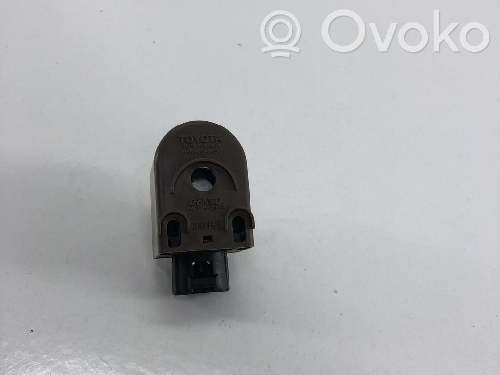 Toyota C-HR I Sensor 