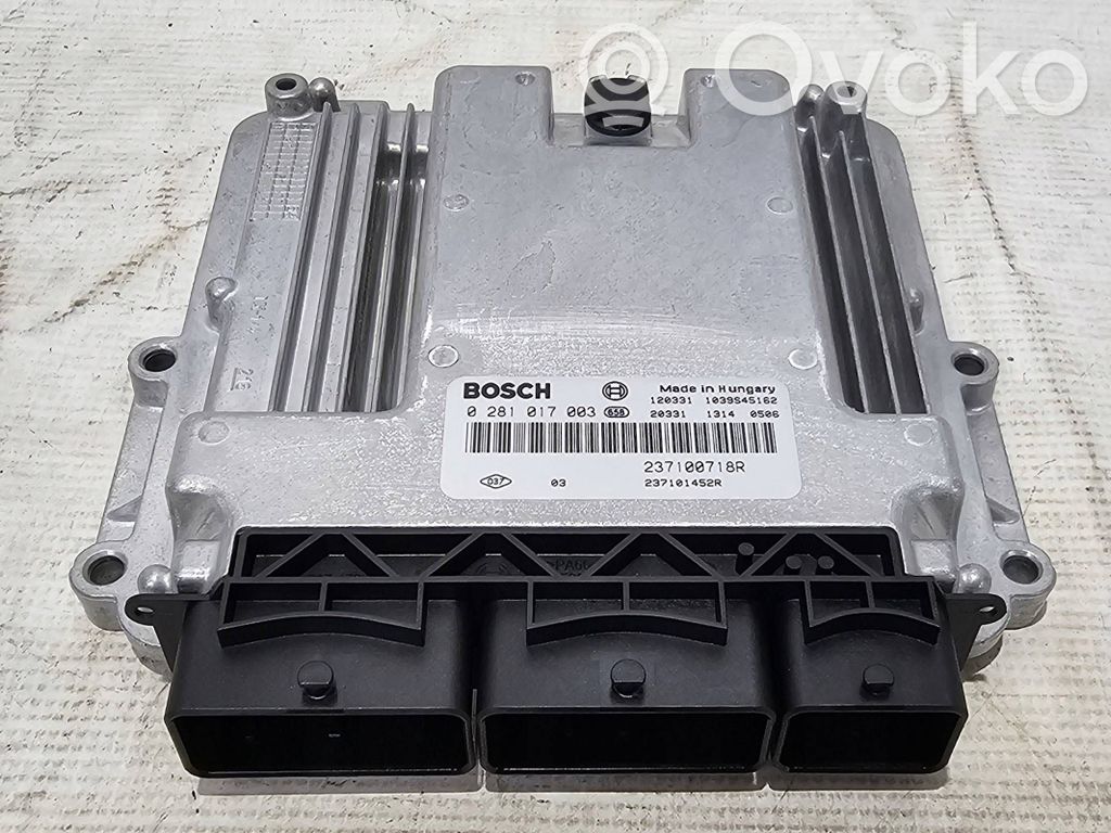 Renault Trafic II (X83) Engine control unit/module 