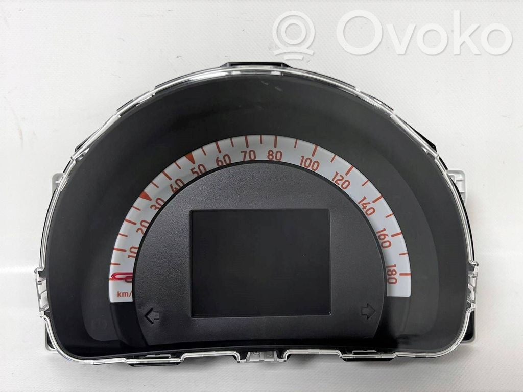 Smart ForFour II W453 Vitezometru (grup de instrumente) 