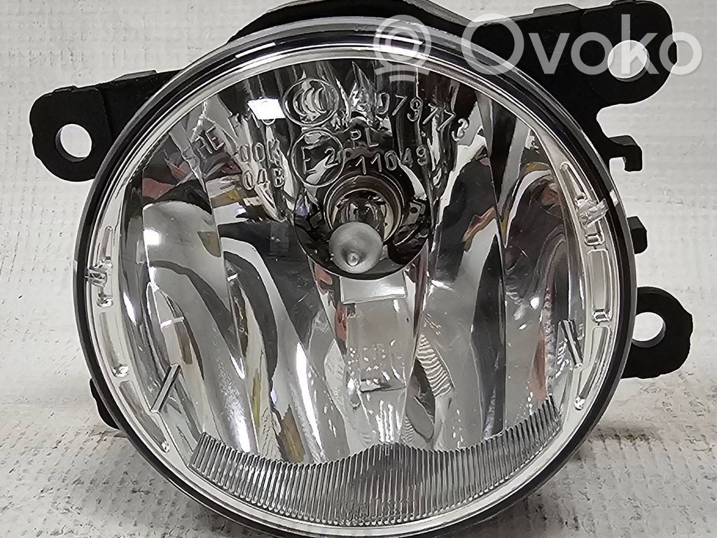 Renault Clio IV Miglas lukturis priekšā 