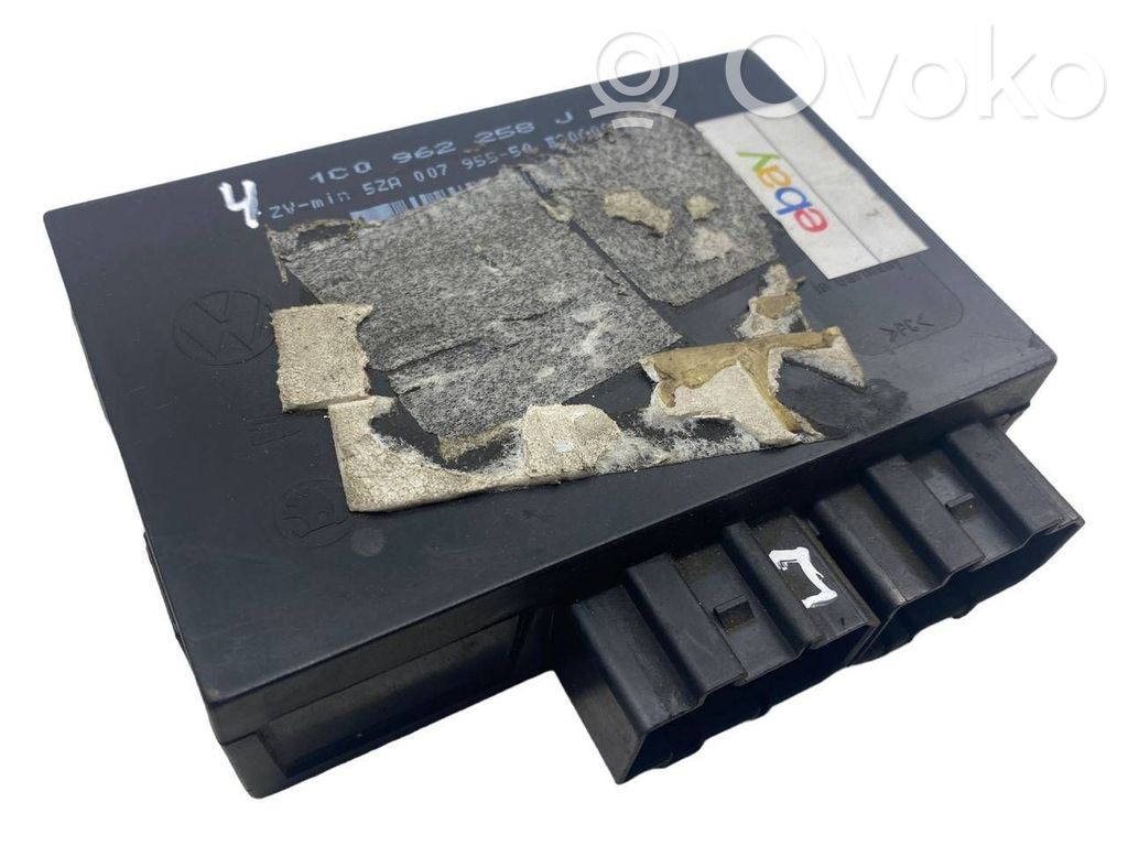 Volkswagen Golf IV Module confort 