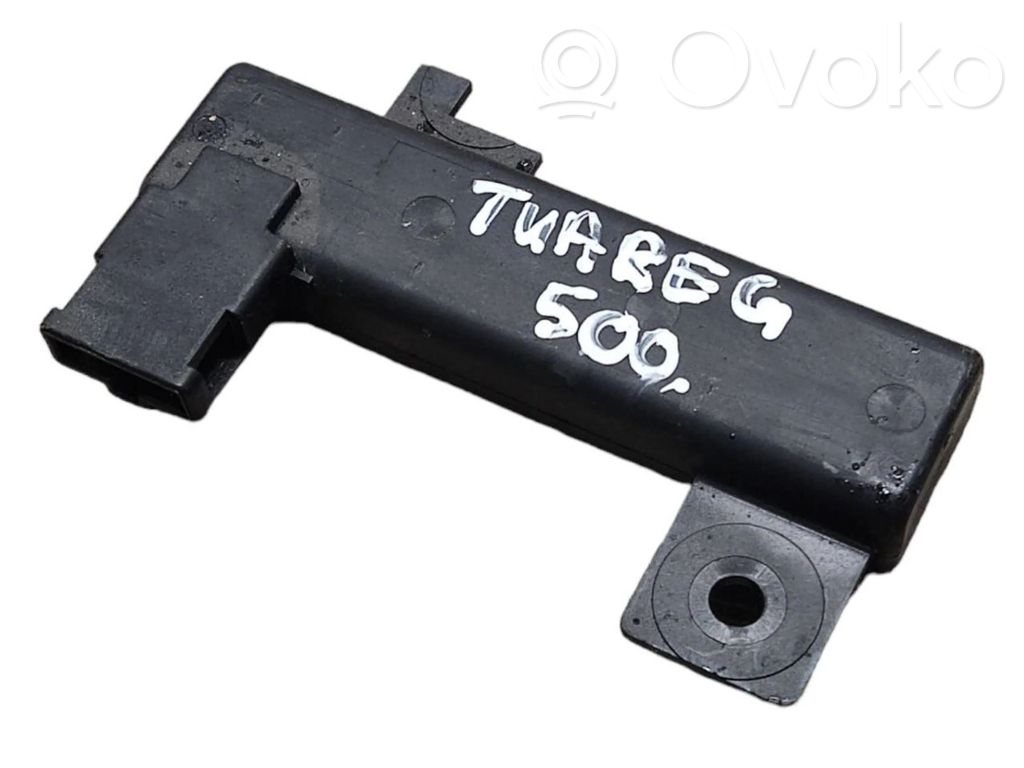 Volkswagen Touareg I Interior comfort aerial antenna 