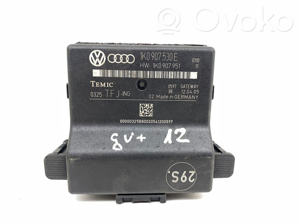 Volkswagen PASSAT B6 Módulo de control Gateway 