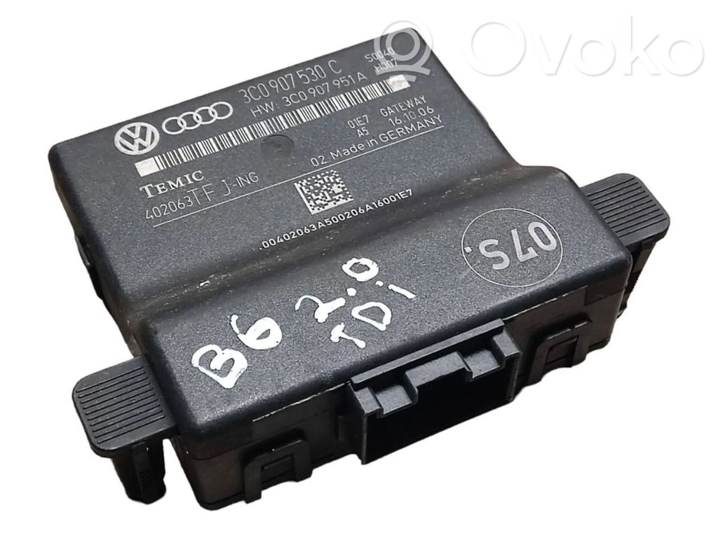 Volkswagen PASSAT B6 Gateway control module 