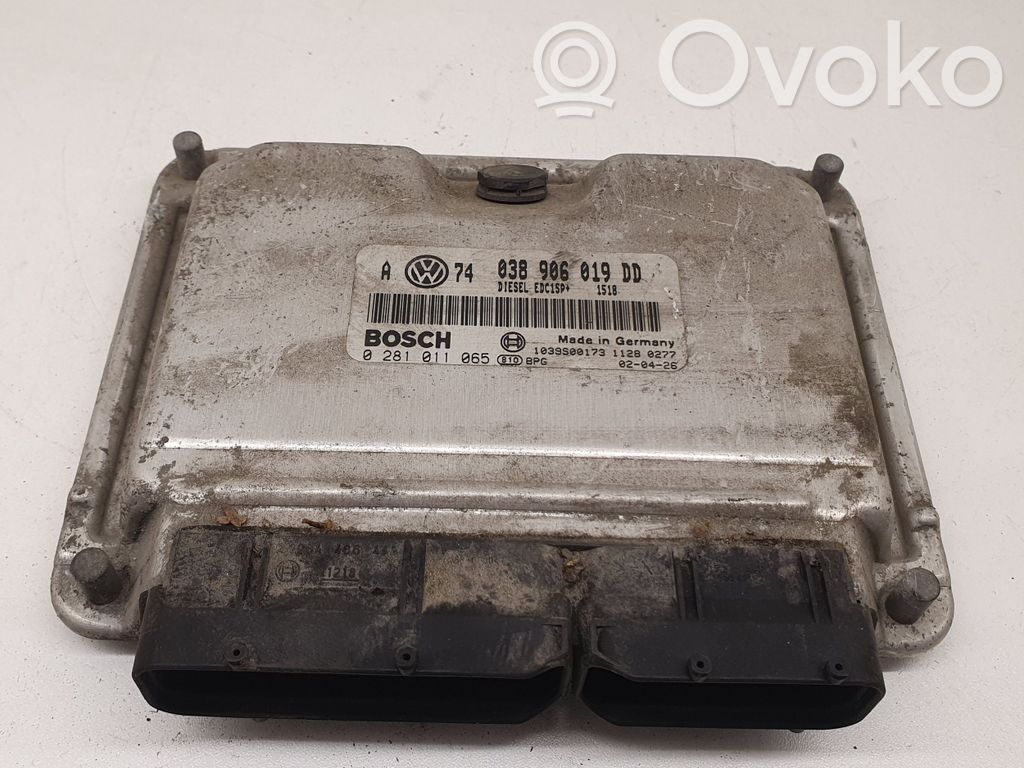 Audi A6 S6 C6 4F Engine control unit/module ECU 