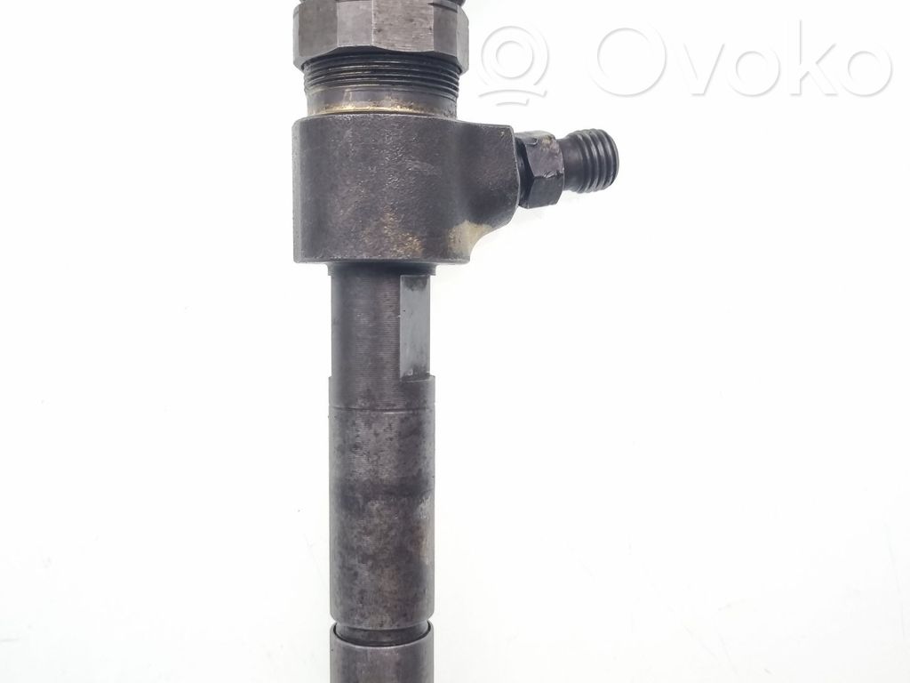 Opel Zafira B Inyector de combustible 