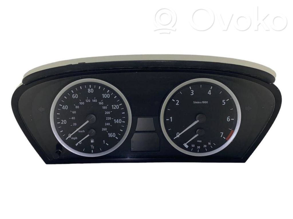 BMW 5 E60 E61 Nopeusmittari (mittaristo) 