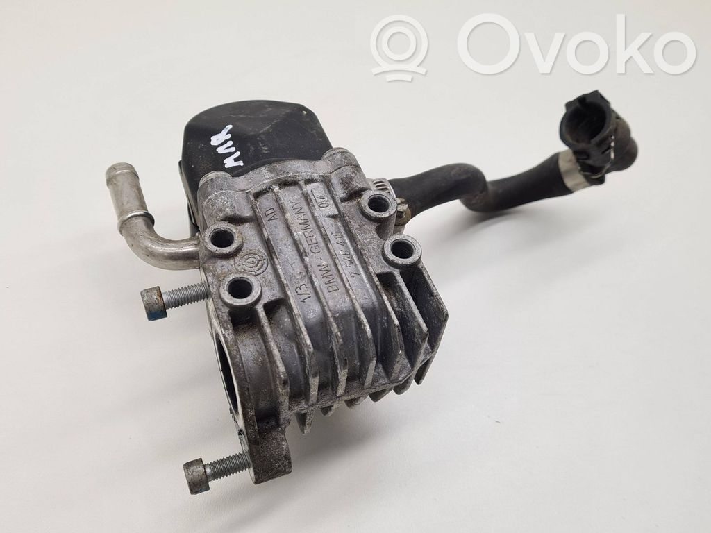 BMW 5 E60 E61 EGR valve cooler 