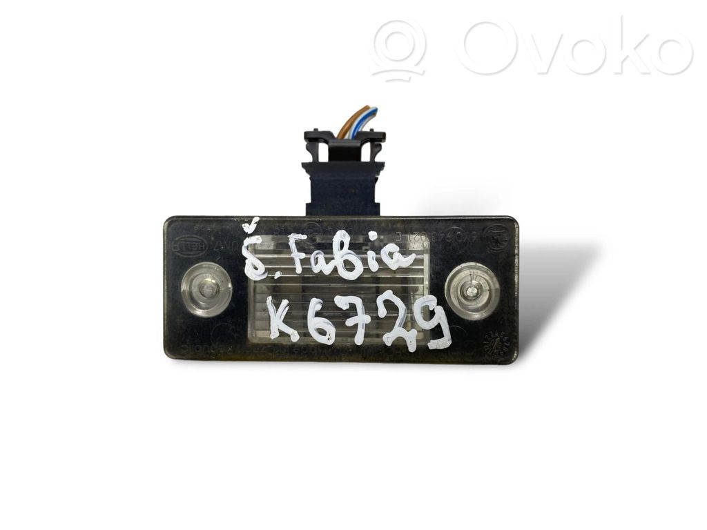 Skoda Fabia Mk2 (5J) Éclairage de plaque d'immatriculation 