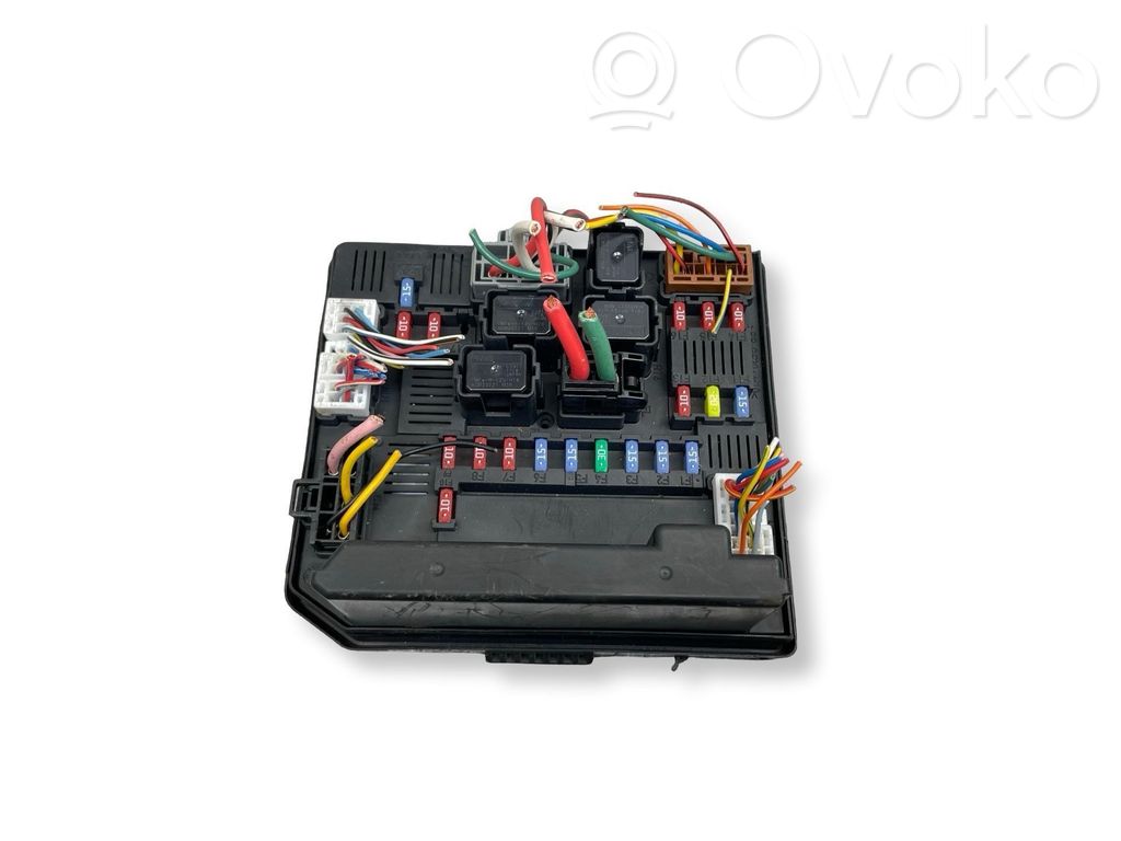 Nissan Qashqai+2 Modul siguranțe 