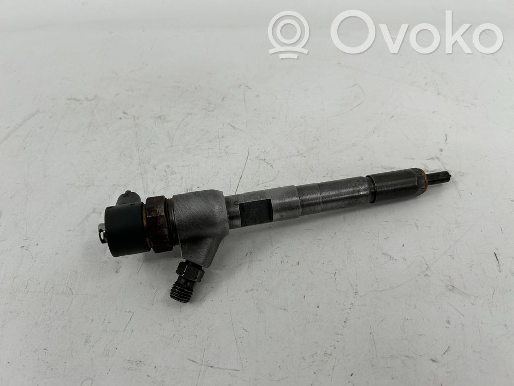 Opel Combo C Inyector de combustible 