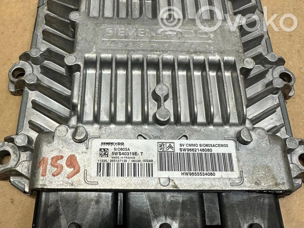Komputer / Sterownik ECU i komplet kluczy   9662148080