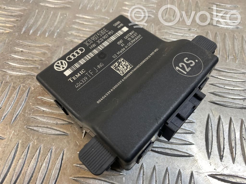 Volkswagen PASSAT B6 Módulo de control Gateway 