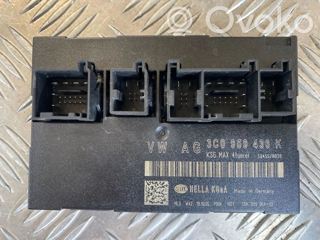 Volkswagen PASSAT B6 Module confort 