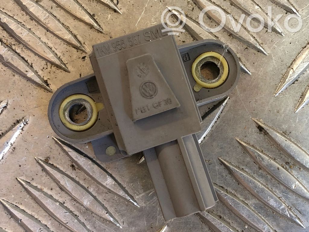 Volkswagen Golf VI Airbagsensor Crashsensor Drucksensor 