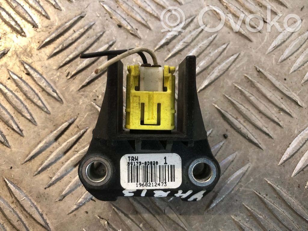 Toyota Yaris Airbagsensor Crashsensor Drucksensor 