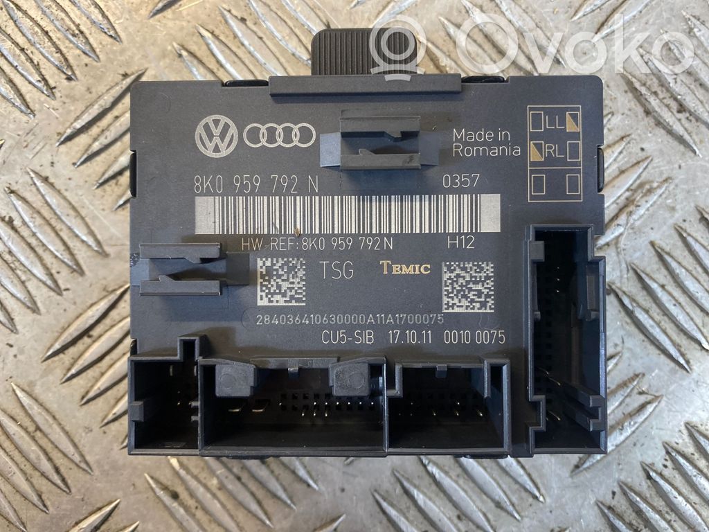 Audi A4 S4 B6 8E 8H Oven ohjainlaite/moduuli 
