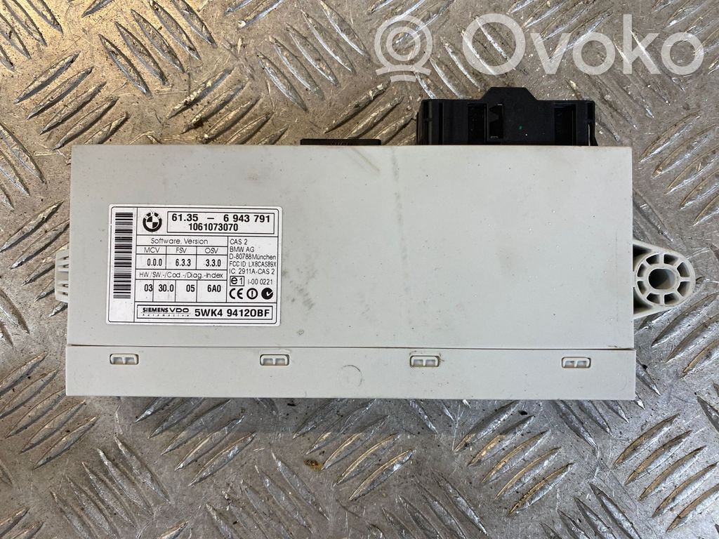 BMW 1 E81 E87 Unité de contrôle module CAS 