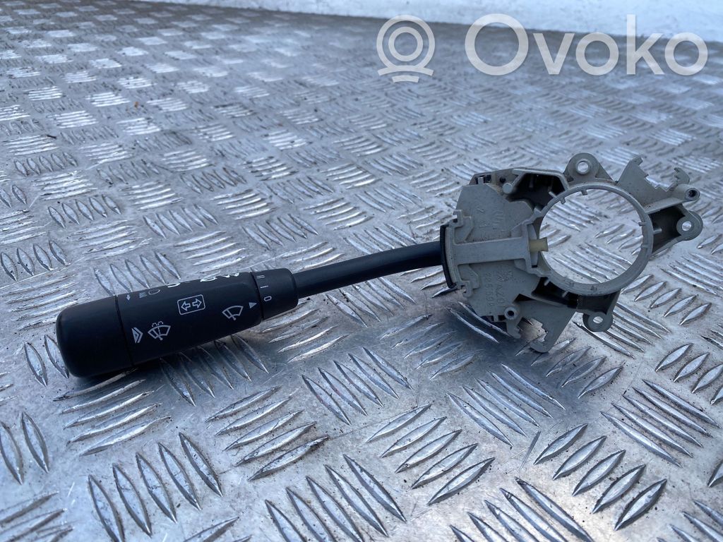 Mercedes-Benz C W203 Palanca de intermitentes 