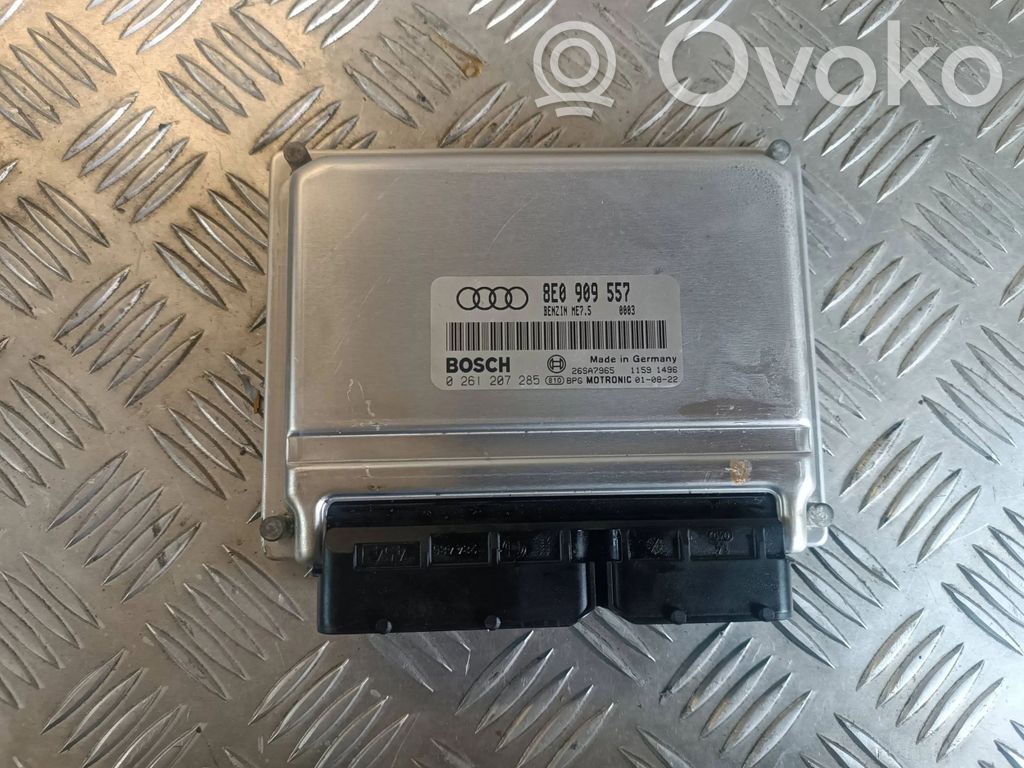 Audi A4 S4 B6 8E 8H Unidad de control/módulo del motor 