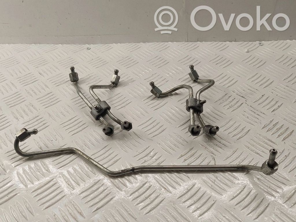 Toyota Avensis T250 Conductă alimentare injectoare 
