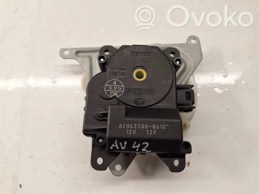 Toyota Avensis T250 Motorino attuatore aria 