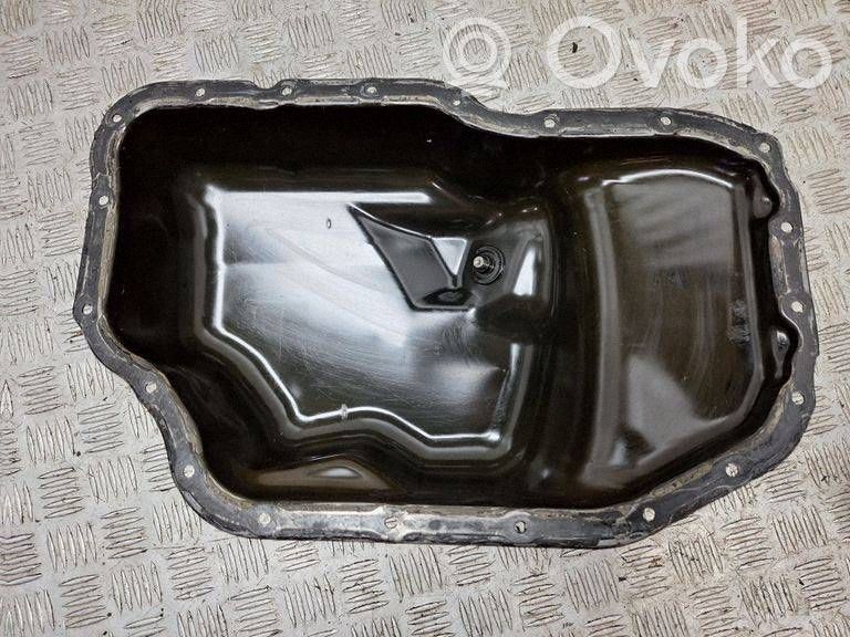 Toyota Corolla Verso AR10 Cárter 