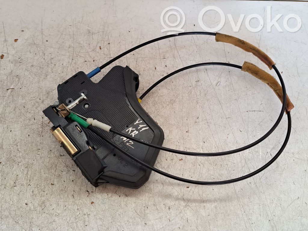 Toyota Corolla Verso AR10 Takaoven lukko 