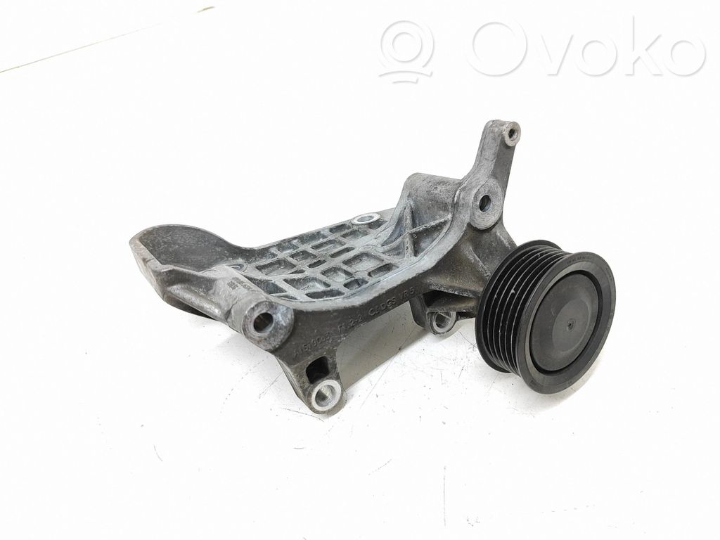 Porsche Cayenne (92A) Mocowanie alternatora 