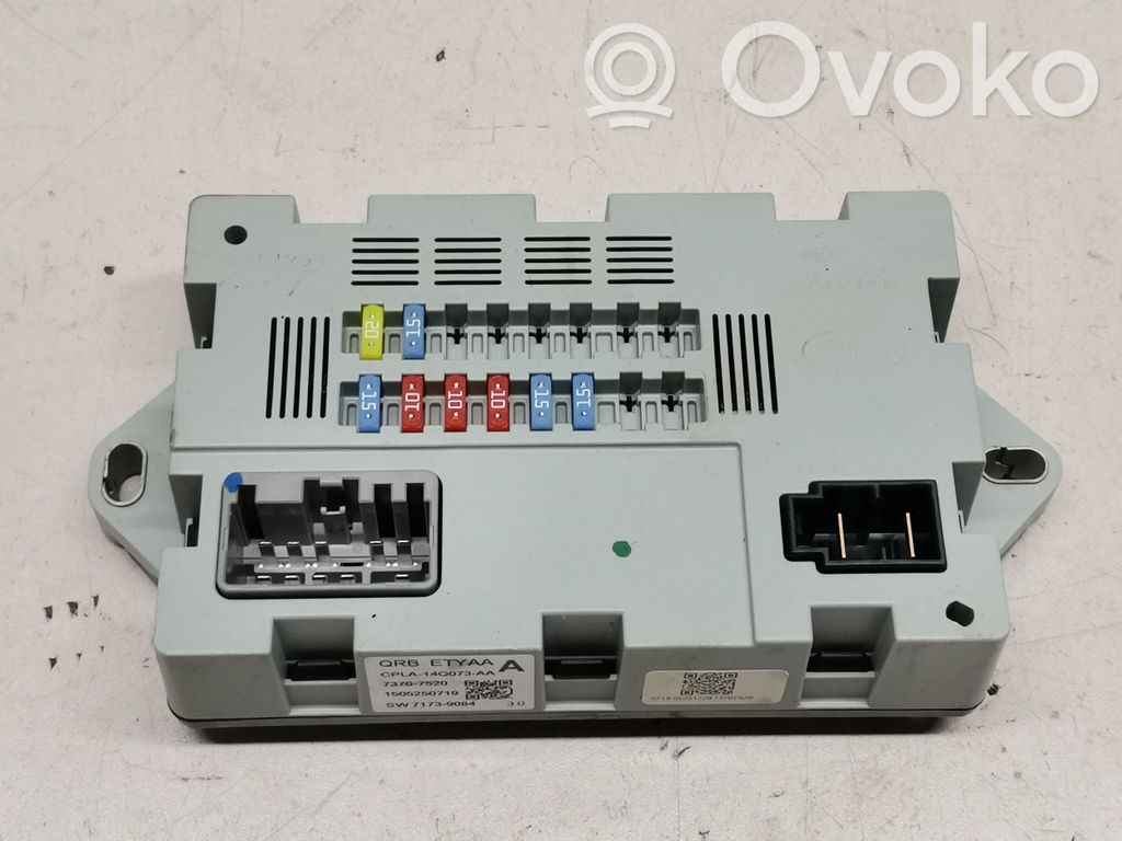 Jaguar XE Module de fusibles 