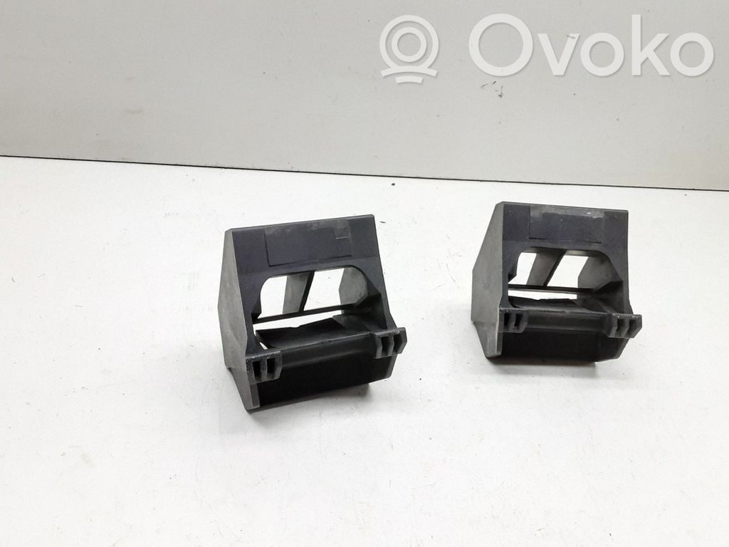 Radiator mount bracket   7542517,17117542517