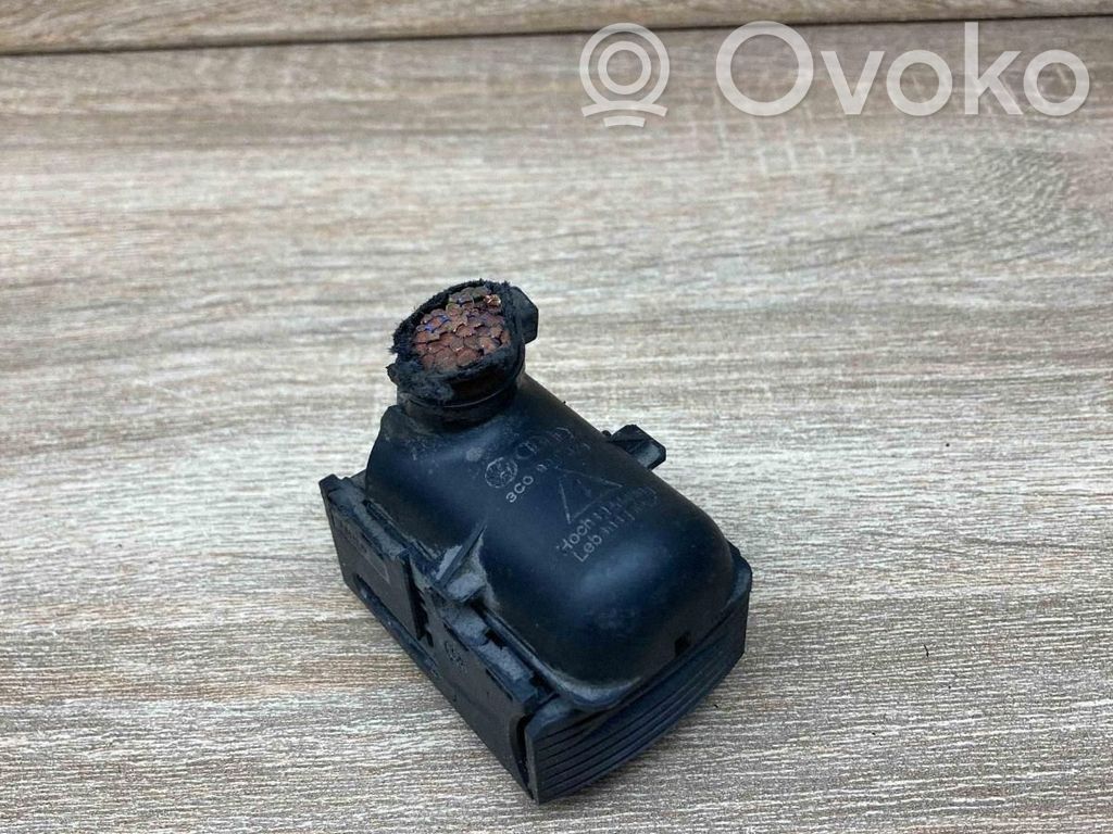 Volkswagen PASSAT B7 Cable de la bujía