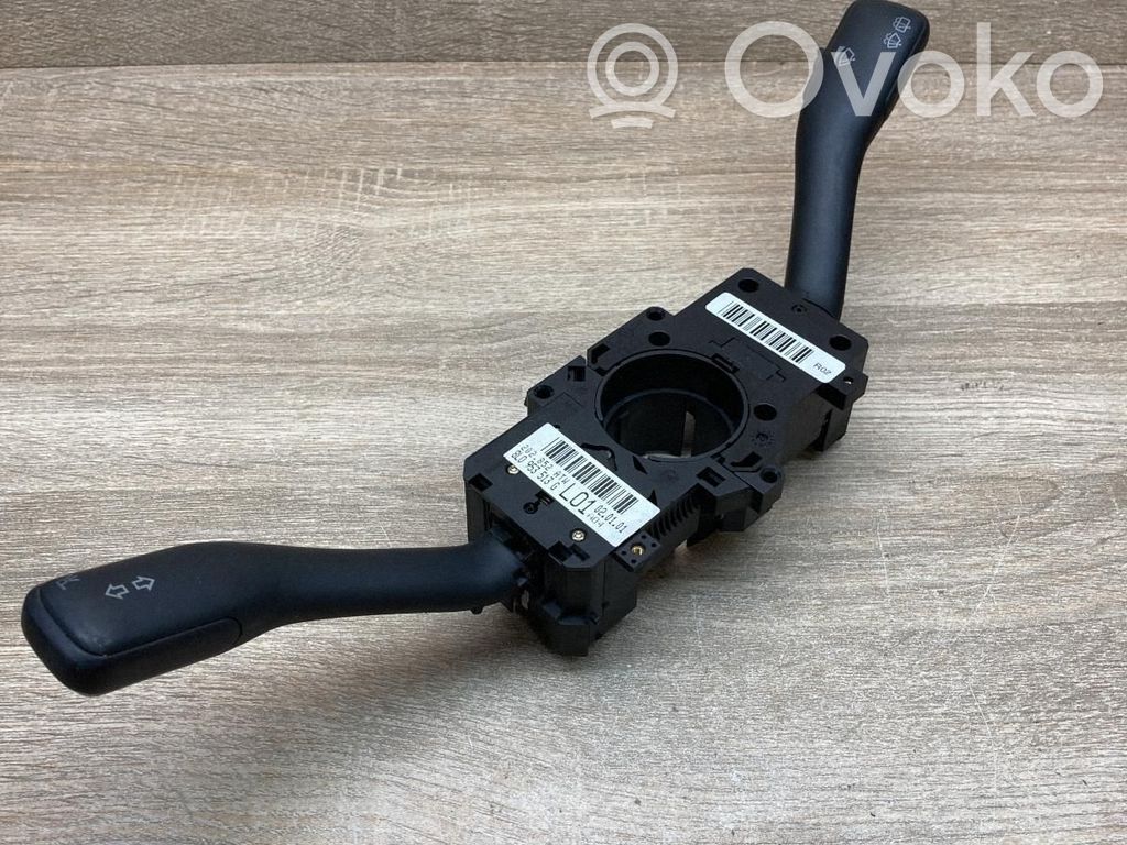Audi A3 S3 8L Pyyhkimen/suuntavilkun vipukytkin 