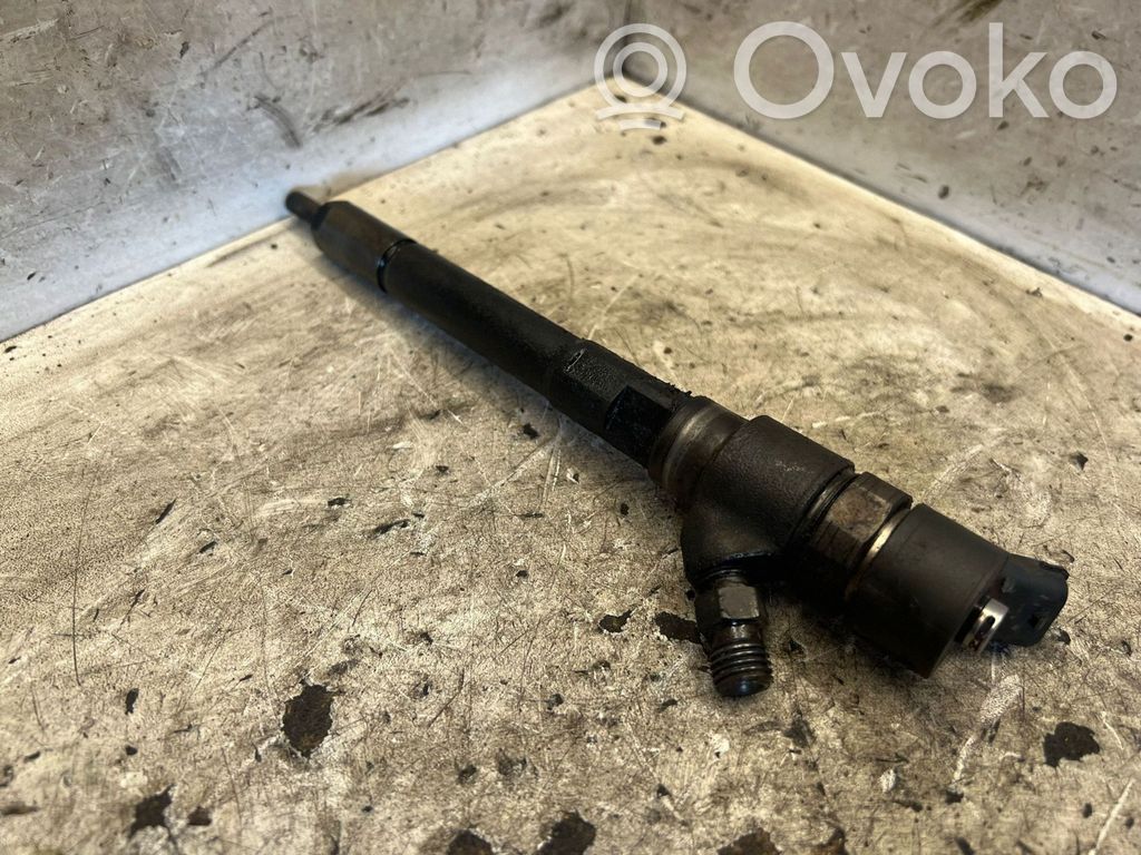 Injector combustibil   0445110258