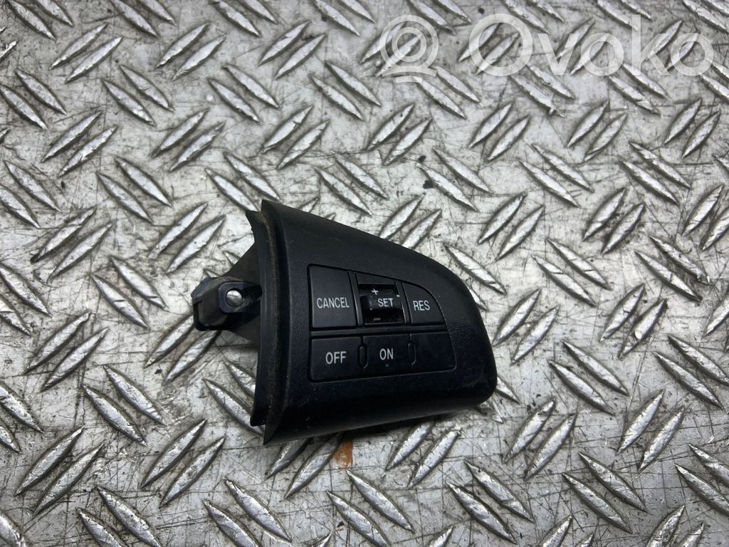Mazda 6 Butoane/comutatoare pe volan 