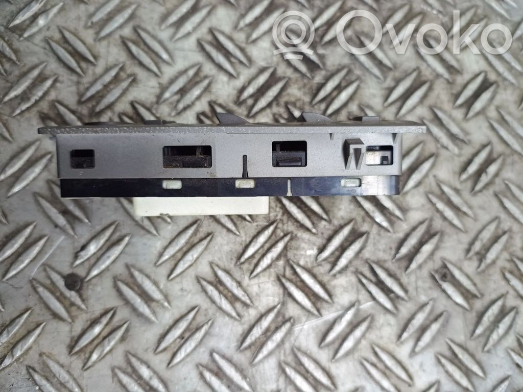 BMW 7 E65 E66 Interruttore di controllo dell’alzacristalli elettrico