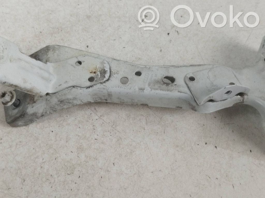 Audi A3 S3 8V Halterung Kotflügel 